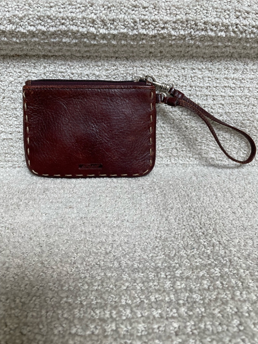 Fossil Brown Leather Western Vibes Whipstitched Zip Up Strap Casual Wristlet